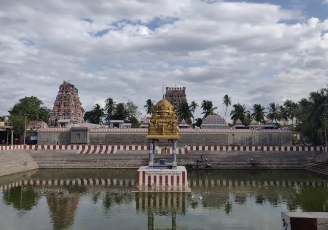 Sri Kokilambigai Vudanurai Sri Thirukameswarar Temple